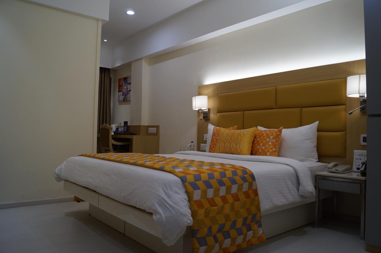 Fortune Park Galaxy, Vapi - Member Itc Hotels' Group Exteriör bild