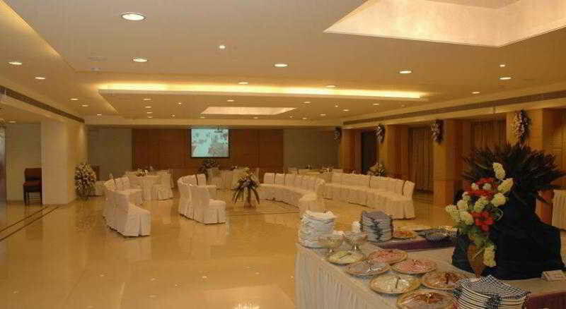 Fortune Park Galaxy, Vapi - Member Itc Hotels' Group Exteriör bild